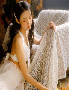 神幻拍档下载/抽插几下她就骚湿