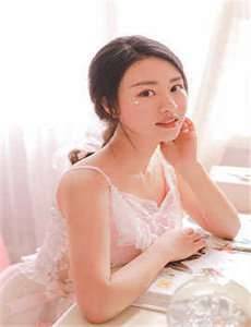 《韩国女子健美冠军》