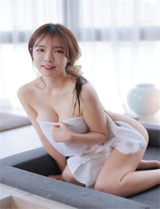 《勾他上瘾h闺蜜》