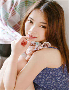 《美女脱精光扒隐私免费看》
